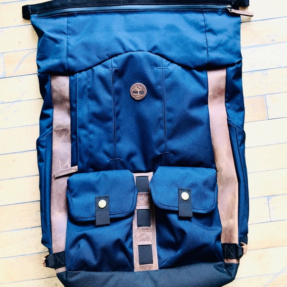 TIMBERLAND USED ONCE ROLL TOP BACKPACK - Picture 3 of 7